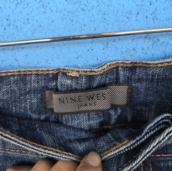 Nine West Marianna Straight LegStretch Jeans - Dark Wash - Size 18/33 - Picture 7 of 10